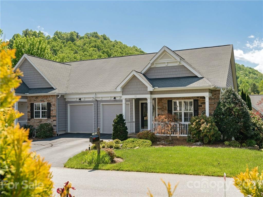 Property image 1 at 92 Shaws Creek Farm Road, Hendersonville, NC 28739