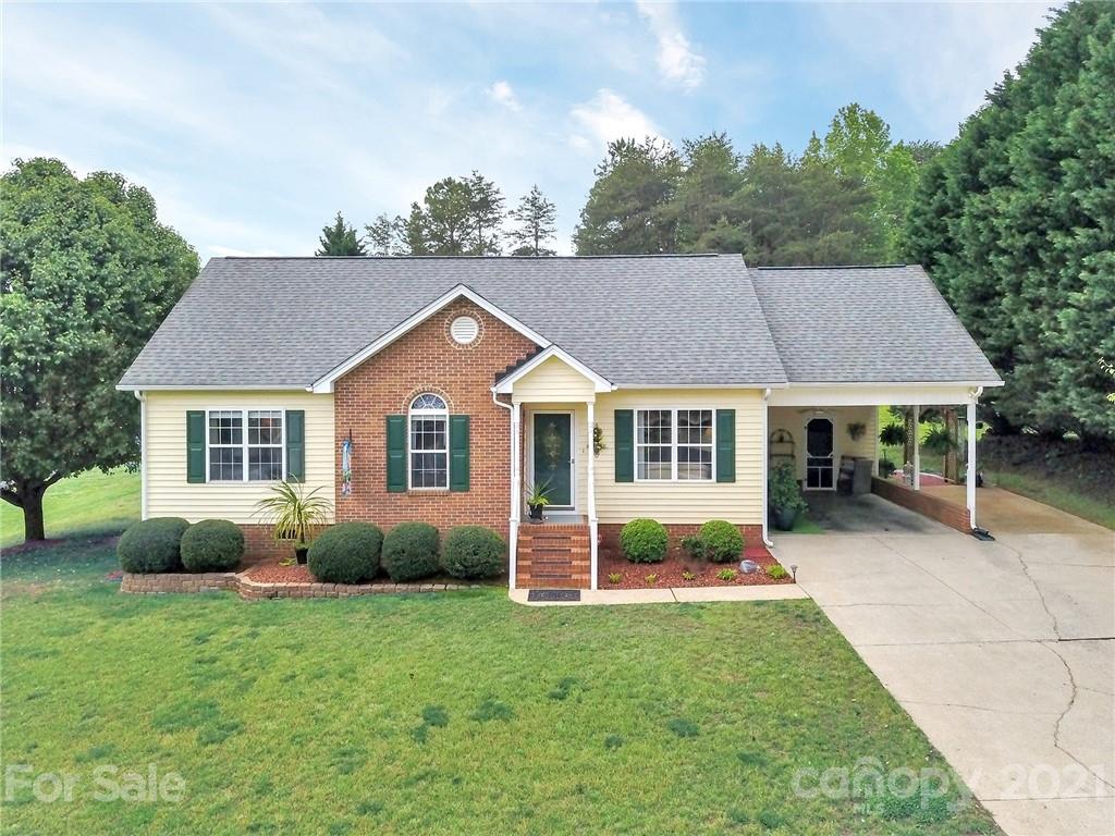 Property image 1 at 1122 Courtney Cove Court, Gastonia, NC 28052