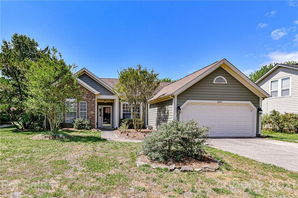 Property image 1 at 12330 Landing Green Drive, Charlotte, NC 28277
