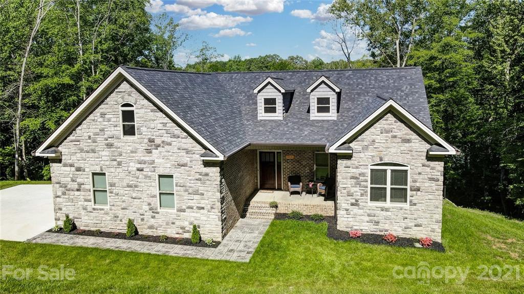 Property image 1 at 111 Dockside Lane, Statesville, NC 28677