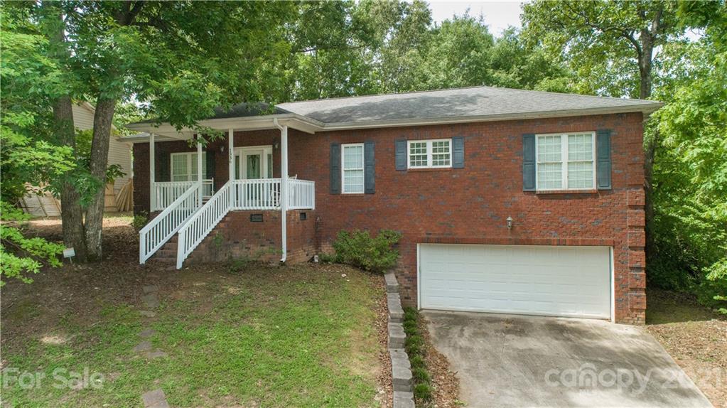Property image 1 at 1336 Copper Creek Lane, Fort Mill, SC 29715