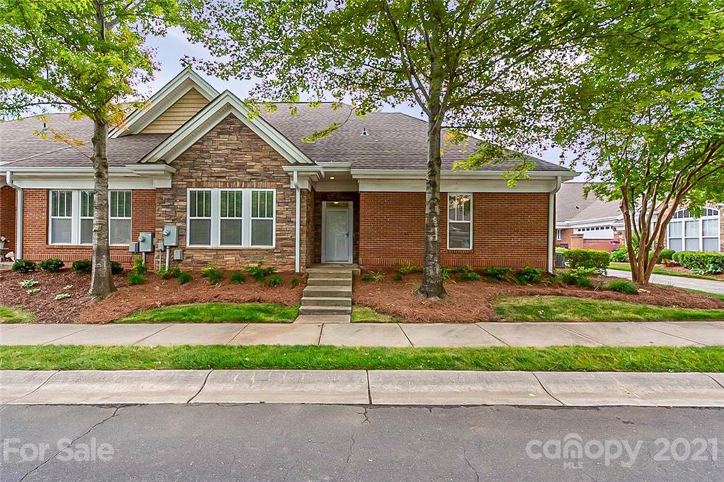 Property image 1 at 2874 Bellasera Way, Matthews, NC 28105