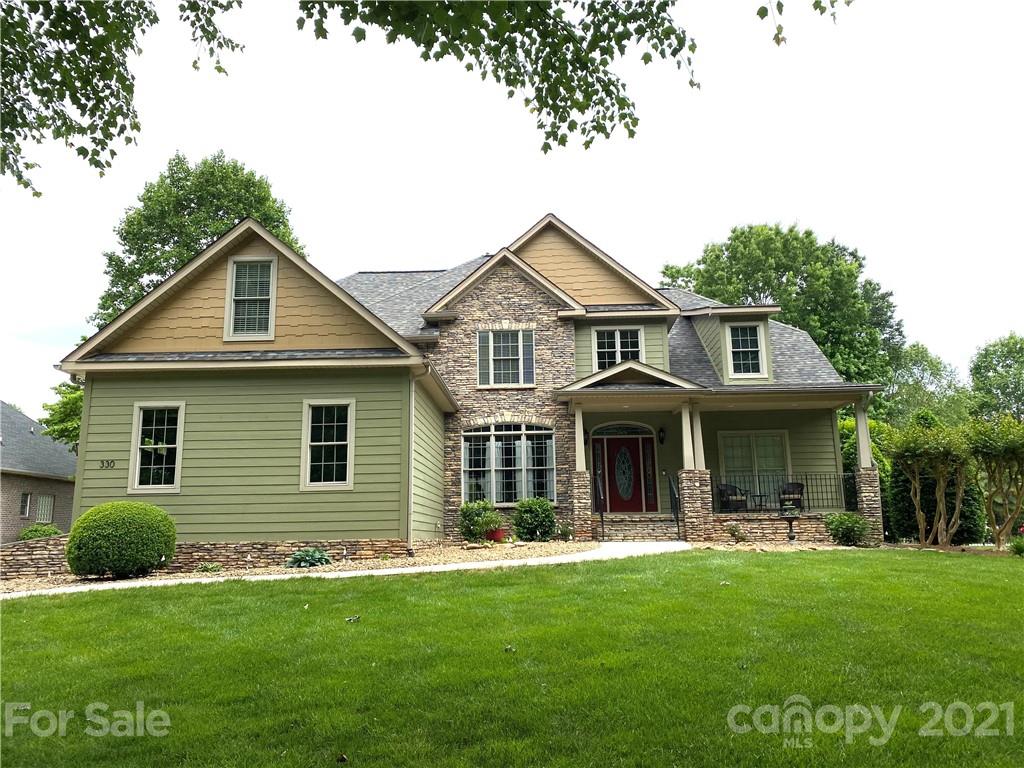 Property image 1 at 330 Riverwood Road, Mooresville, NC 28117