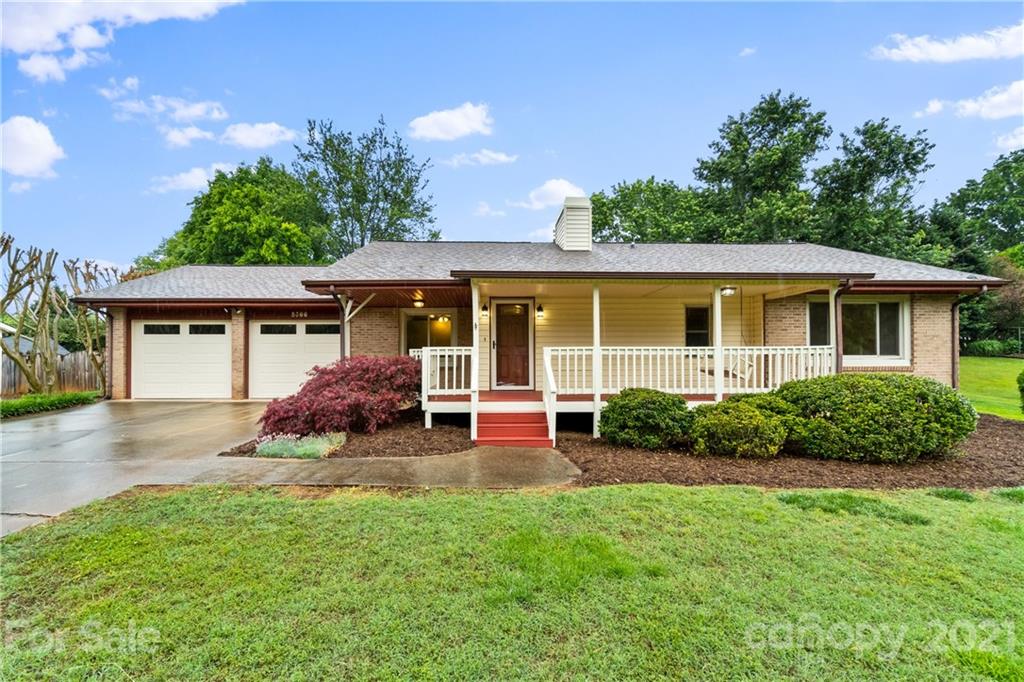 Property image 1 at 5366 Stonewood Drive, Hickory, NC 28602