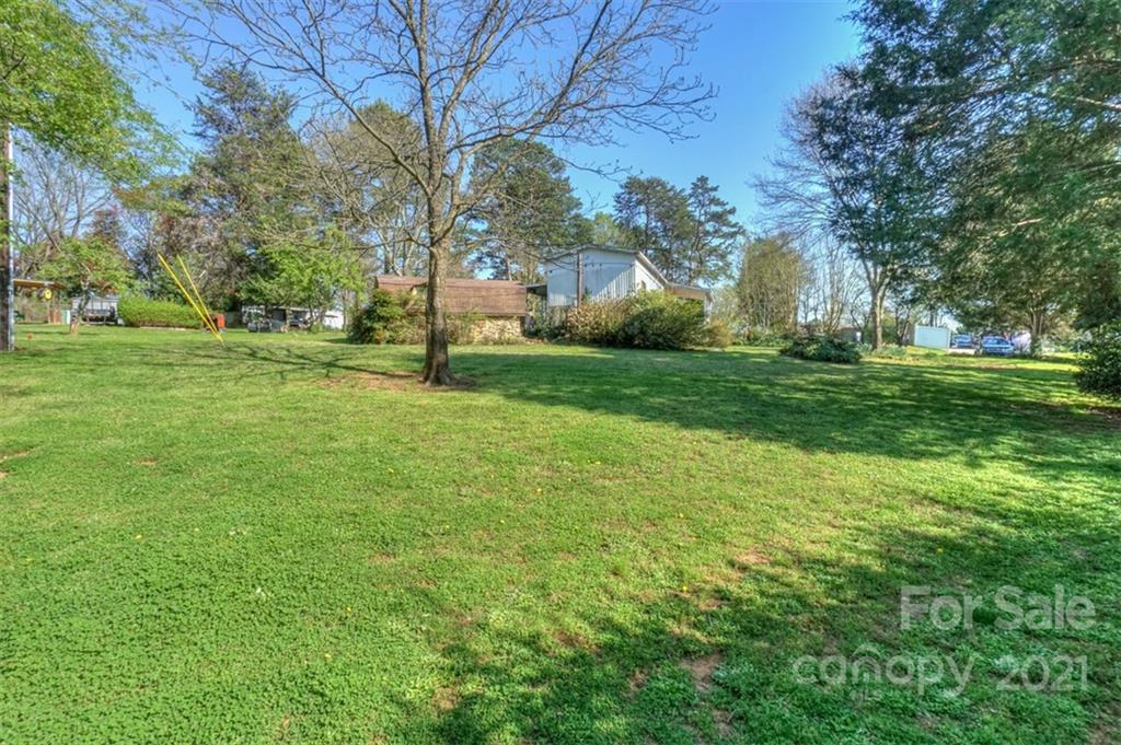 Property image 1 at 121 Ensign Place, Mooresville, NC 28117