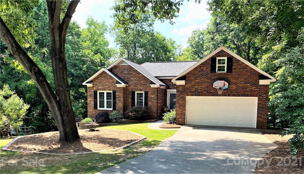 Property image 1 at 4207 Flourmill Court, Matthews, NC 28104