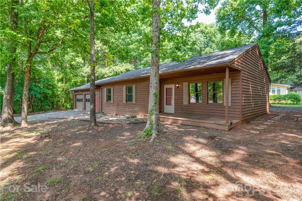 14807 Brighton Place