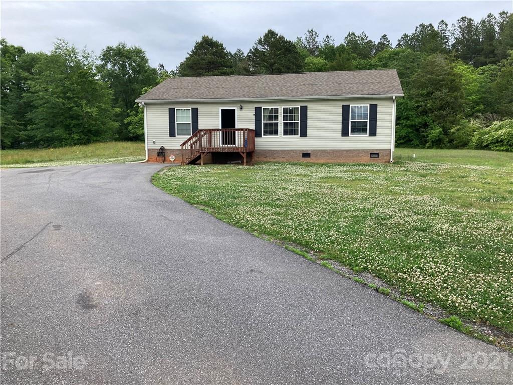 Property image 1 at 216 Blue Bird Lane, Shelby, NC 28152