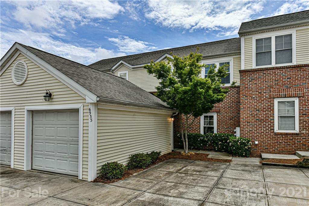 6935 Misty Pine Lane