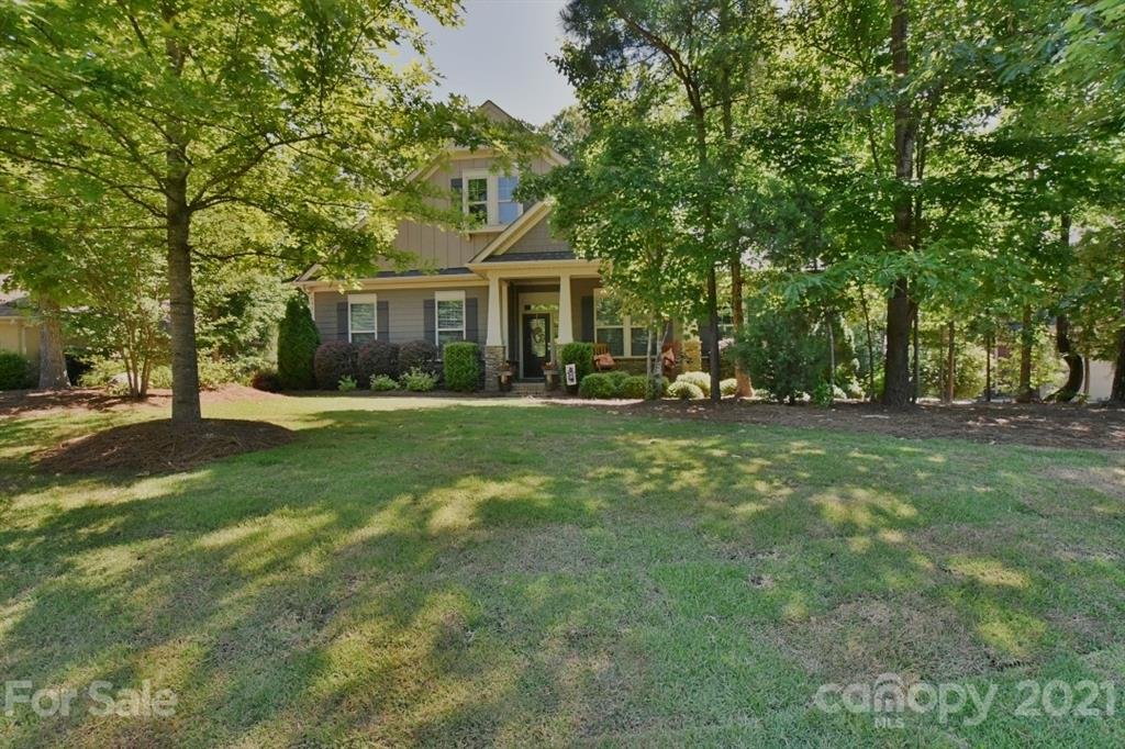 757 Fawns Glen Place