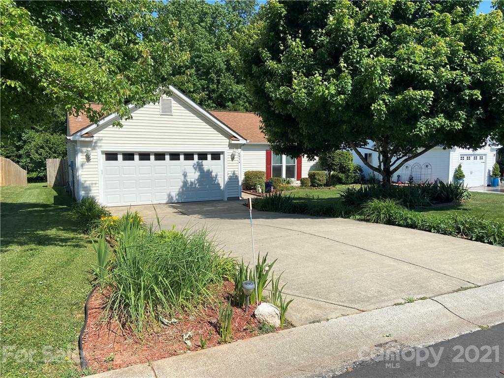 6914 Kentucky Derby Drive