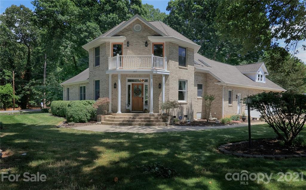 Property image 1 at 187 Lakeshore Drive, Mooresville, NC 28117