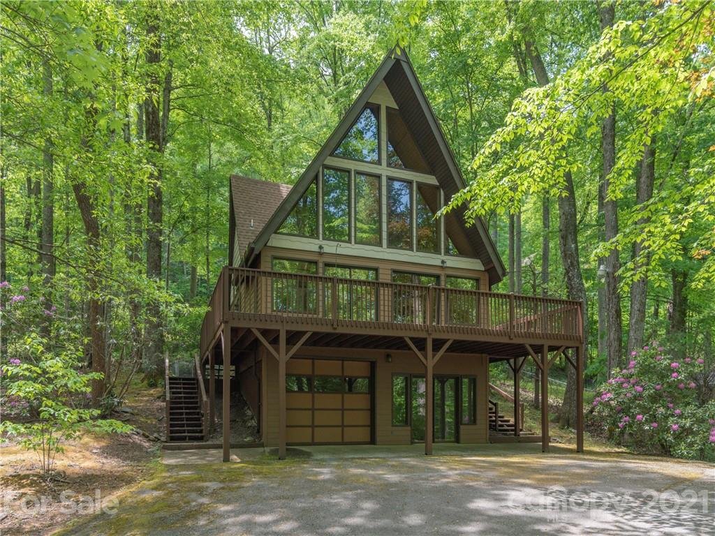 Property image 1 at 685 Locust Drive, Maggie Valley, NC 28751