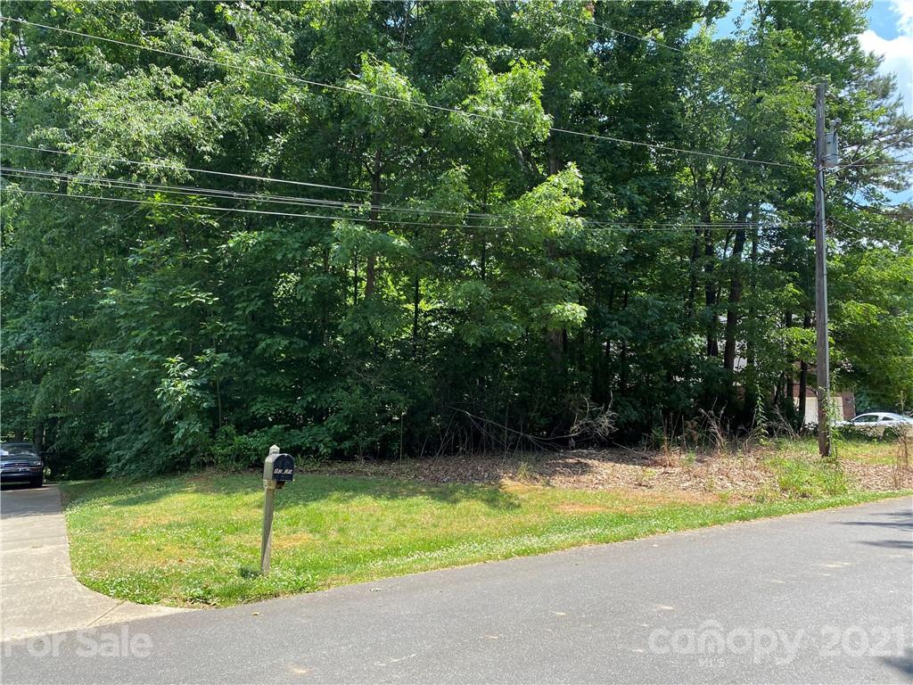 Property image 1 at 8212 Bella Vista Court, Charlotte, NC 28216