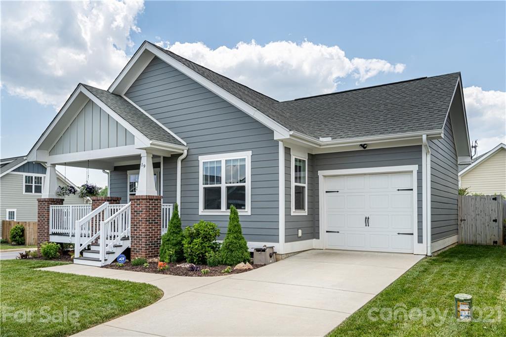 Property image 1 at 19 Hyde Park Place, Arden, NC 28704