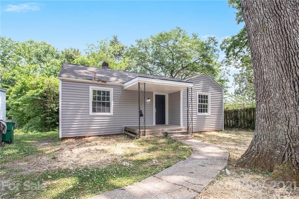 Property image 1 at 228 Keswick Avenue, Charlotte, NC 28206