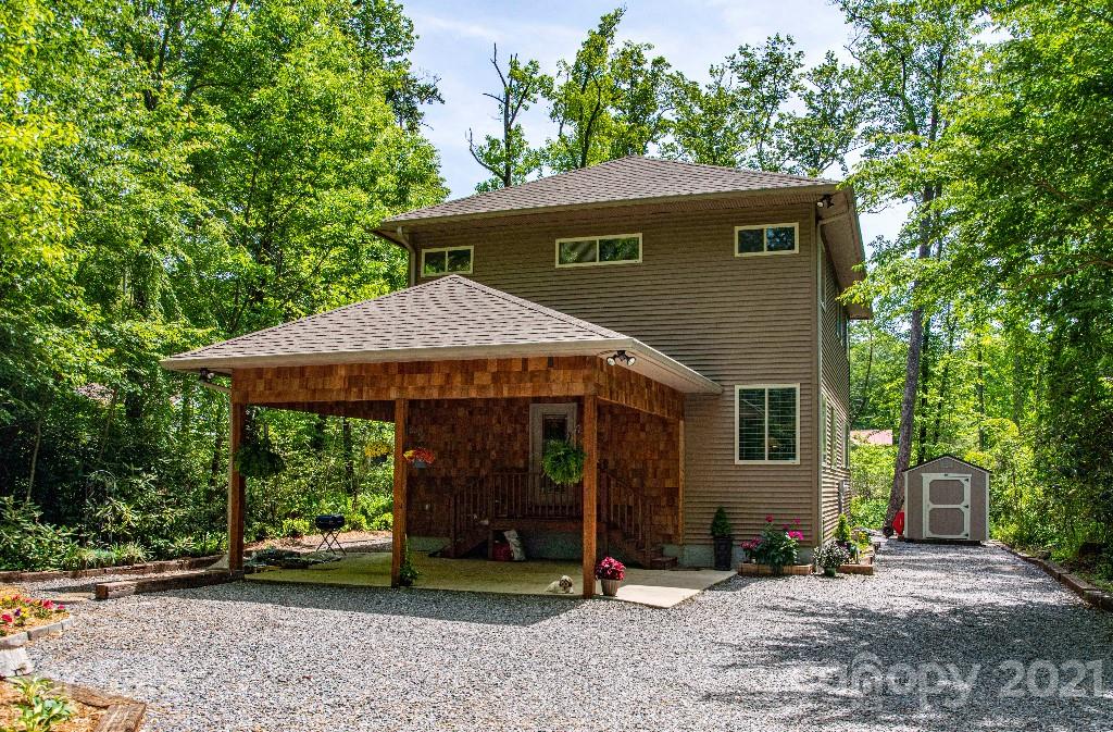 Property image 1 at 752 Hiawassee Avenue, Black Mountain, NC 28711