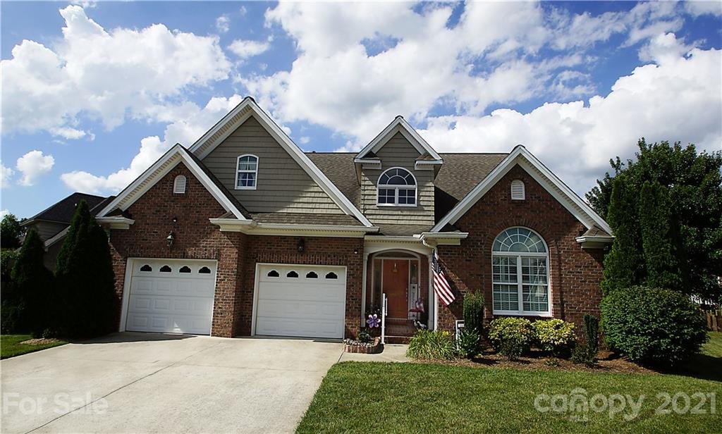 Property image 1 at 3108 18th Street, Hickory, NC 28601