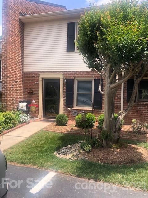 Property image 1 at 911 21st Avenue, Hickory, NC 28601