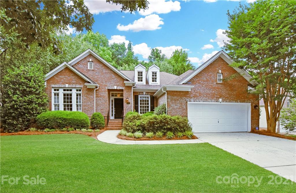 Property image 1 at 10438 Haddonshire Lane, Charlotte, NC 28270