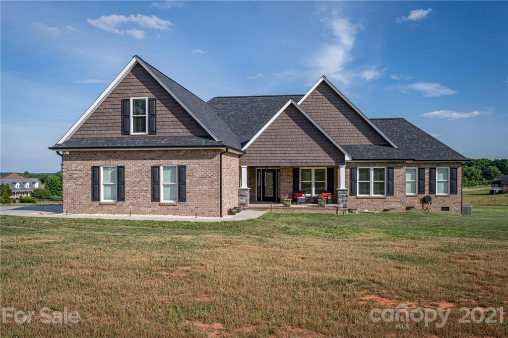 Property image 1 at 2261 Eva Court, Lincolnton, NC 28092