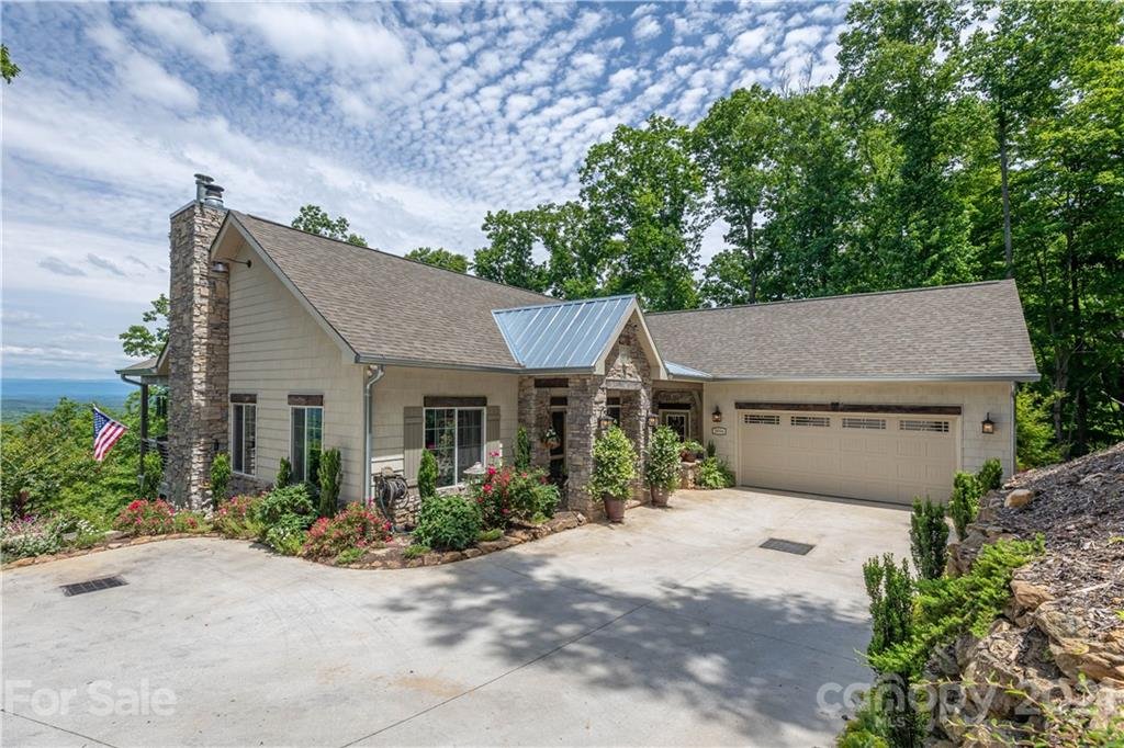 Property image 1 at 3056 North Face Drive, Valdese, NC 28690