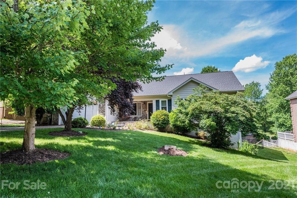 Property image 1 at 1235 34th Avenue, Hickory, NC 28601