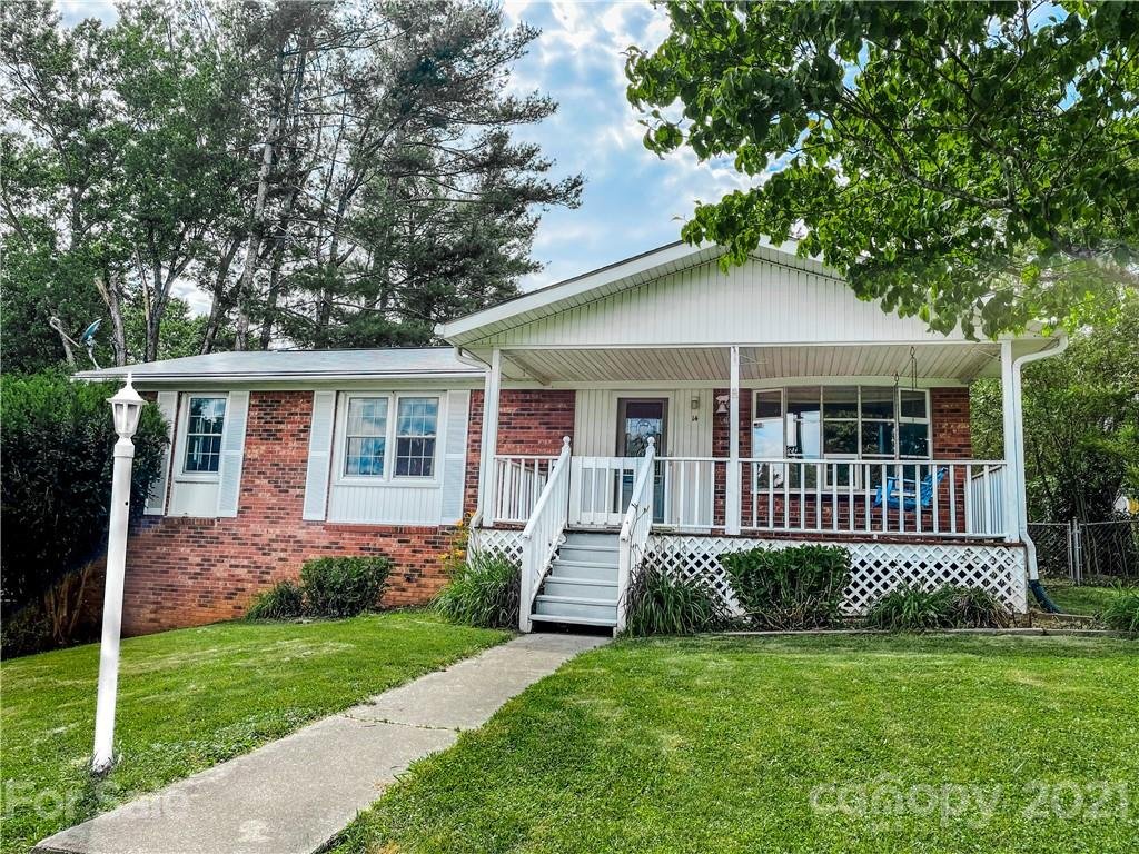 Property image 1 at 14 Oak Leaf Lane, Arden, NC 28704