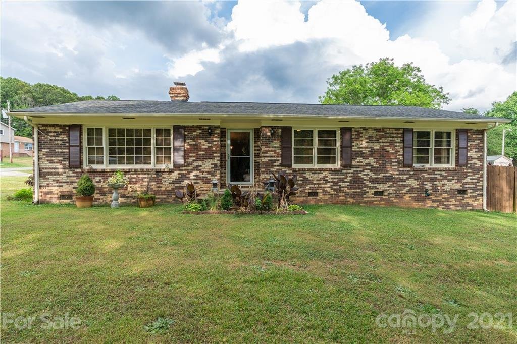 Property image 1 at 4900 Greenwood Drive, Gastonia, NC 28052