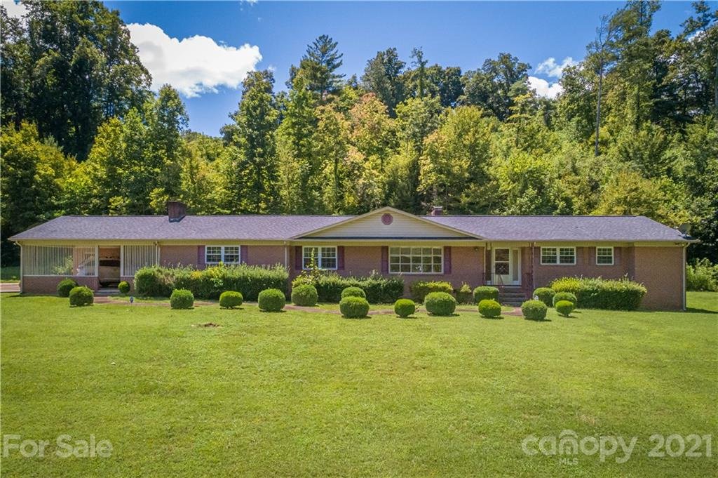 Property image 1 at 102 Emorywood Drive, Morganton, NC 28655