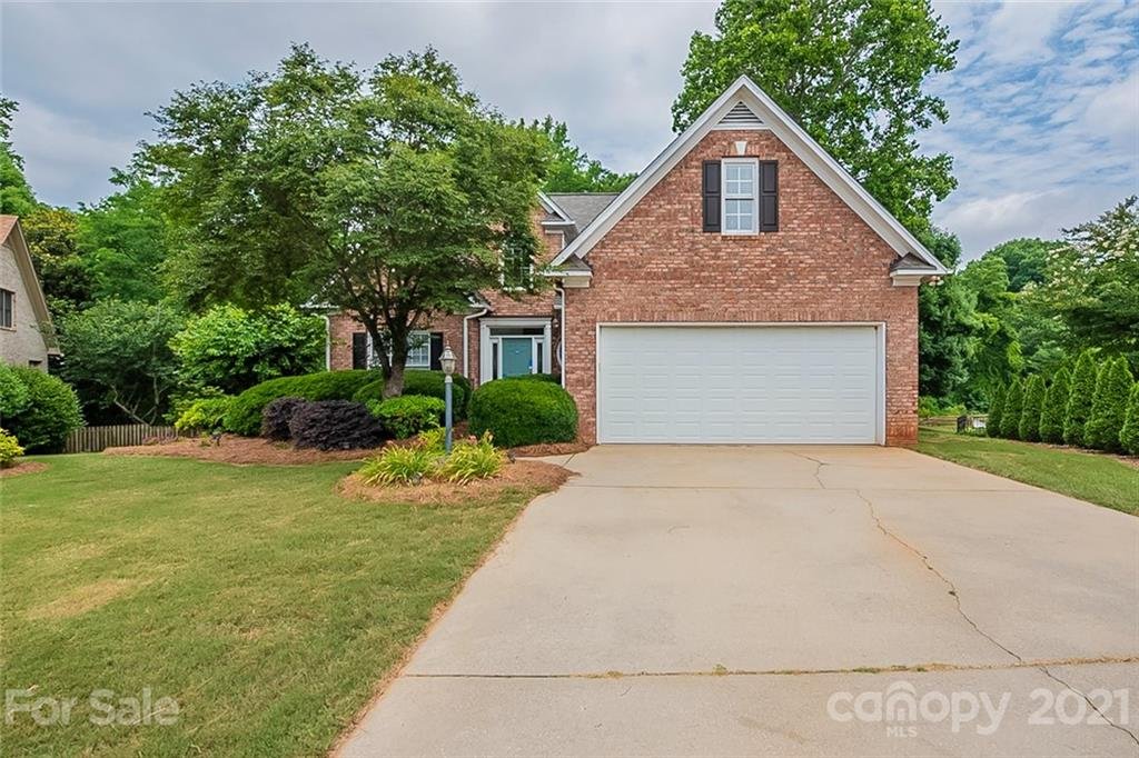 Property image 1 at 2010 Rosehaven Lane, Rock Hill, SC 29732