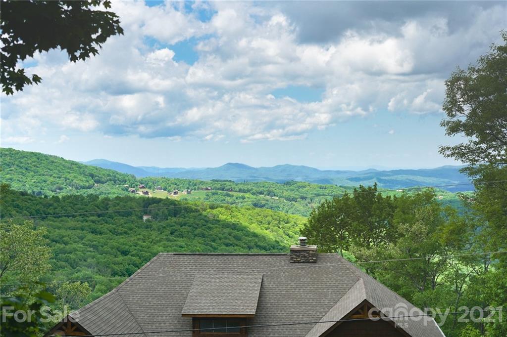 Property image 1 at 115 Hummingbird Lane, Beech Mountain, NC 28604