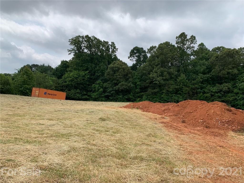 Property image 1 at 123 Zurich Lane, Statesville, NC 28625