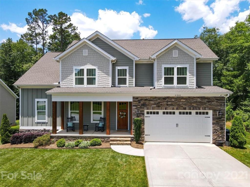 Property image 1 at 3905 12th Street, Hickory, NC 28601