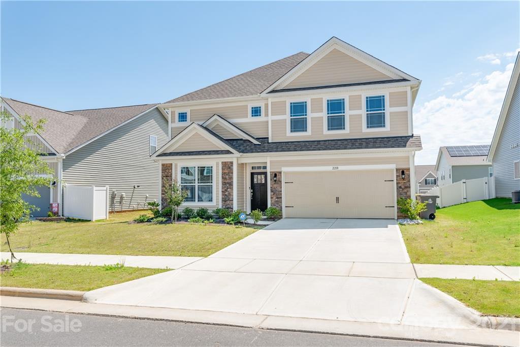 2218 Silver Pine Street