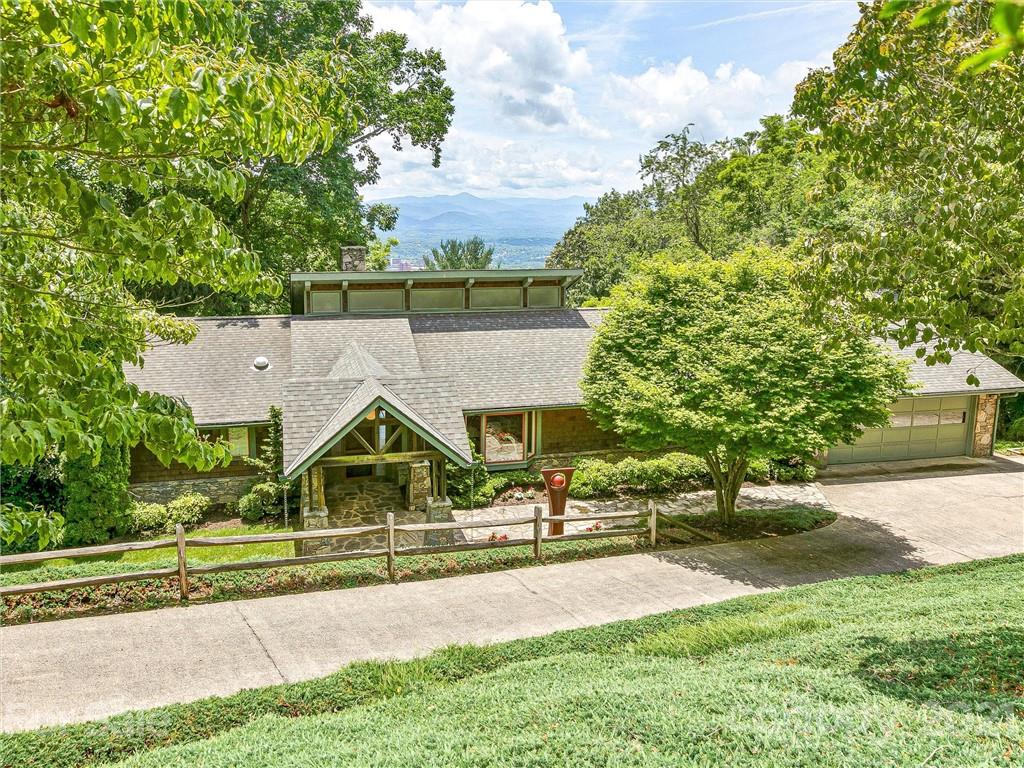Property image 1 at 22 Sunset Summit, Asheville, NC 28804
