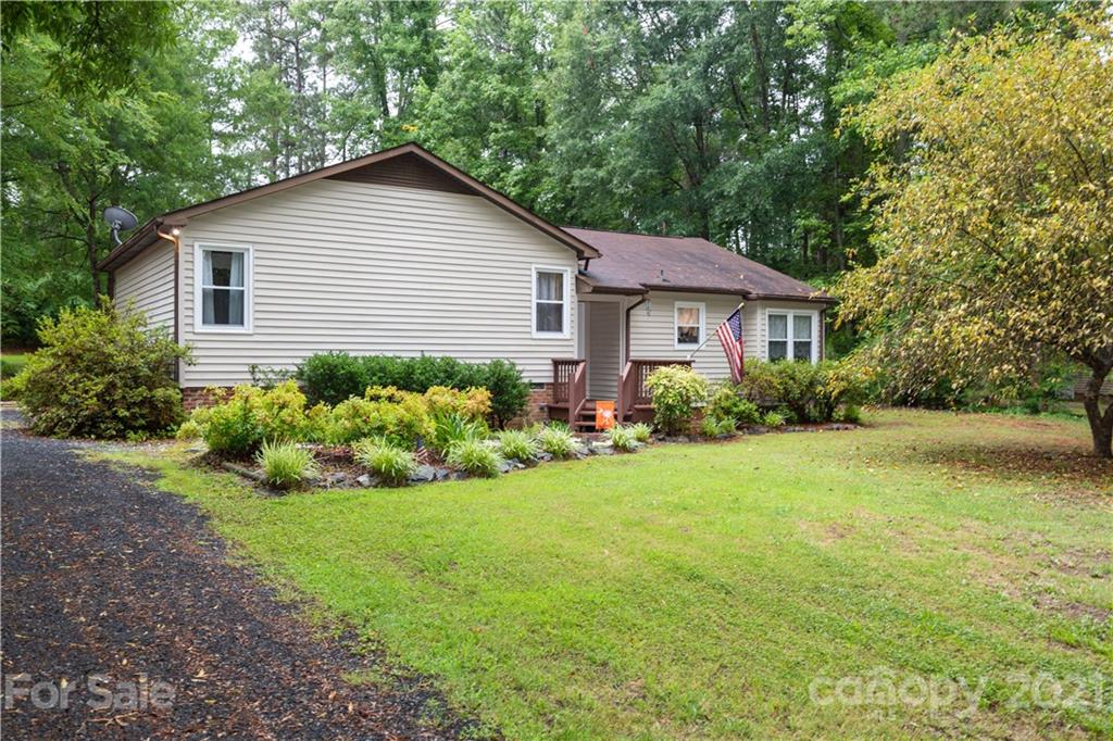 4841 Country Oaks Drive