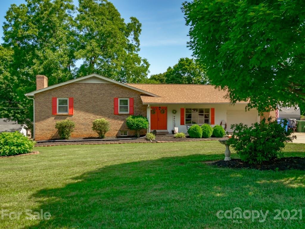 Property image 1 at 2420 Wilmont Drive, Gastonia, NC 28054