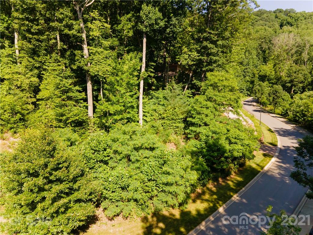 Property image 1 at 2 La Grange Drive, Asheville, NC 28805