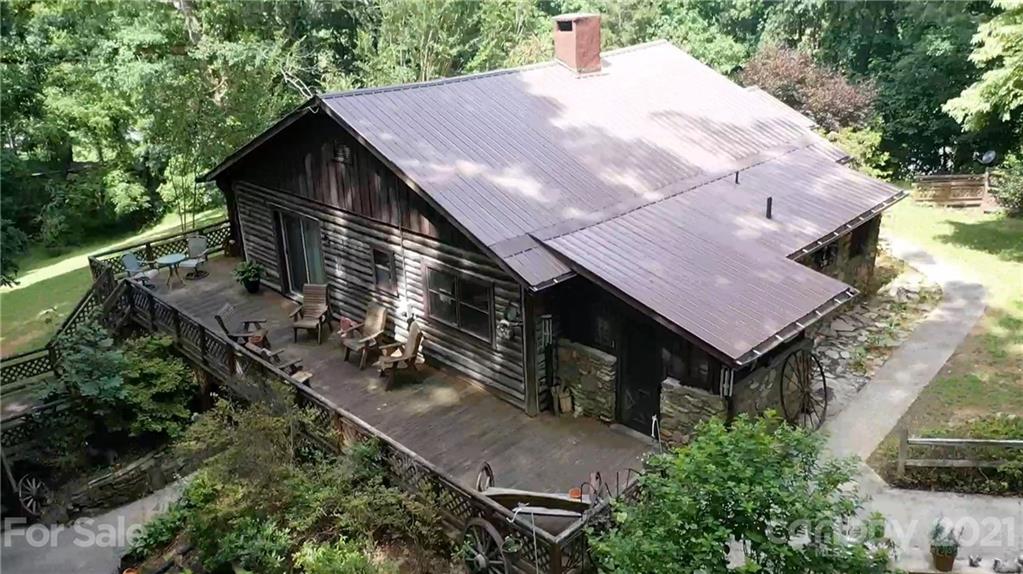 Property image 1 at 20 Deavermont Circle, Asheville, NC 28806