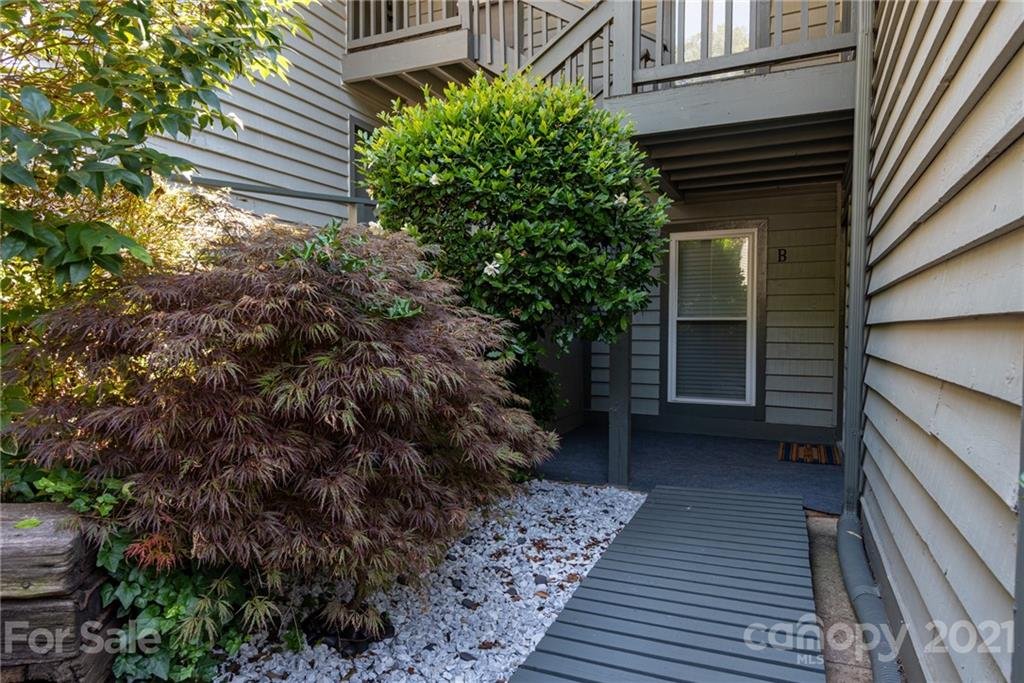 Property image 1 at 4936 Sardis Road, Charlotte, NC 28270