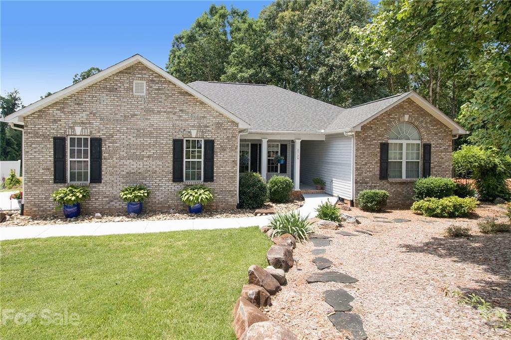 Property image 1 at 2729 Emperor Street, Claremont, NC 28610