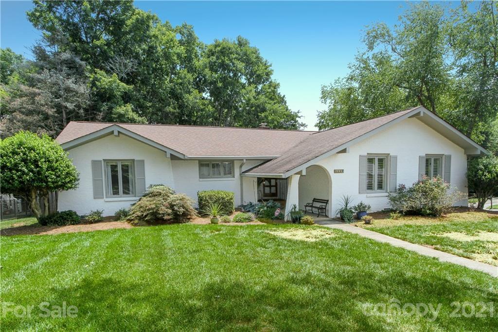 Property image 1 at 5339 Camilla Drive, Charlotte, NC 28226