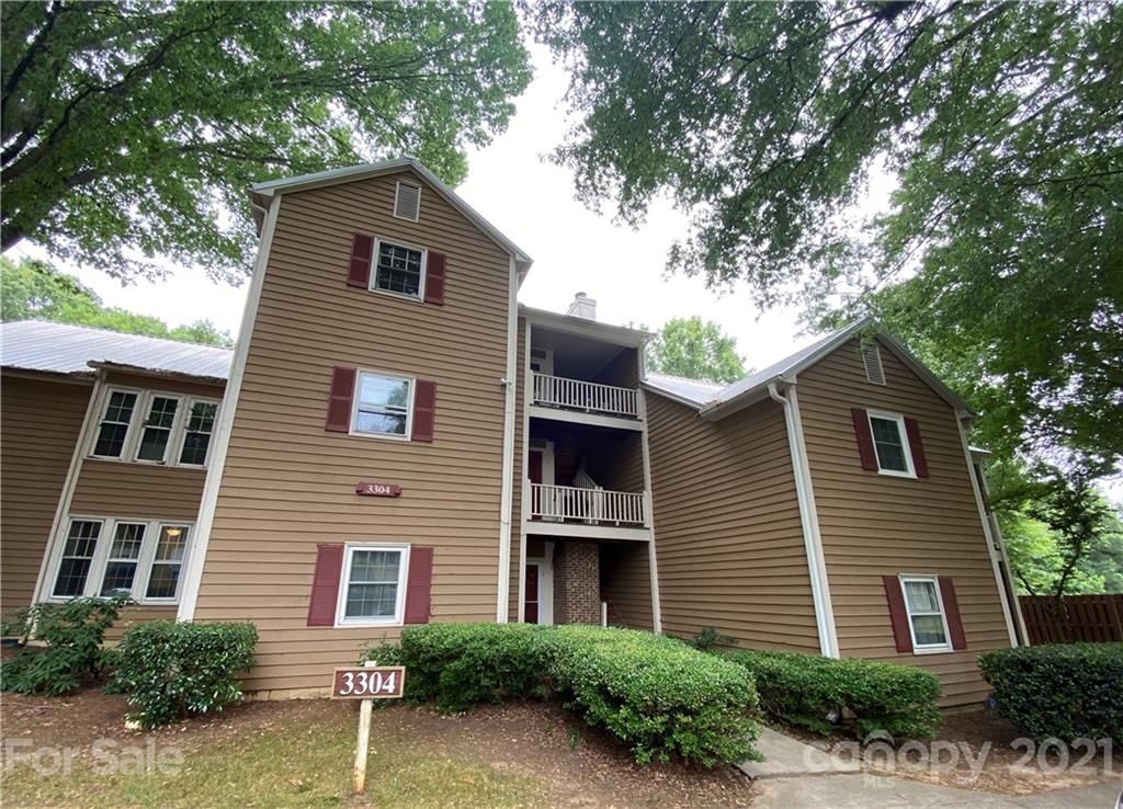 3304 Selwyn Farms Lane