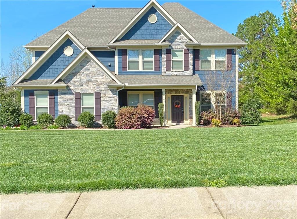 Property image 1 at 8107 Caliterra Drive, Charlotte, NC 28227