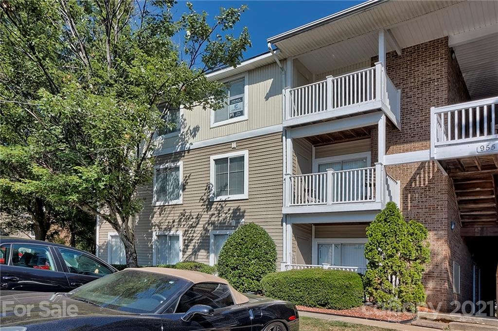 9551 University Terrace Drive