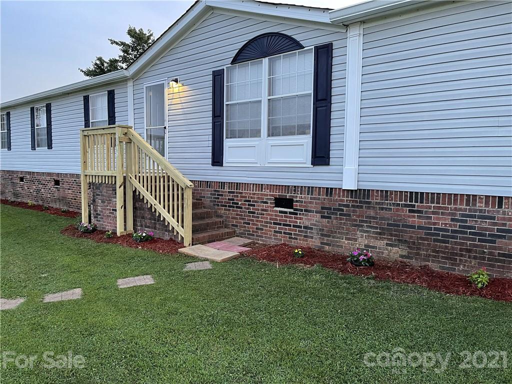 Property image 1 at 9748 Knightbridge Drive, Concord, NC 28025