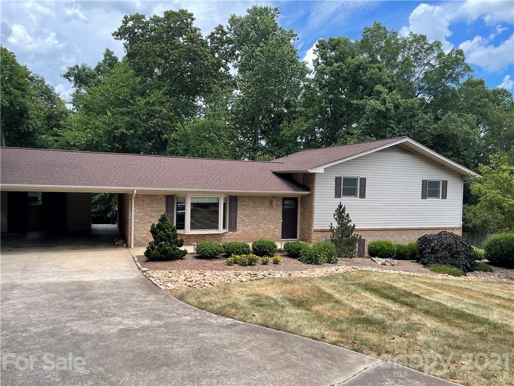 550 32nd Avenue Drive