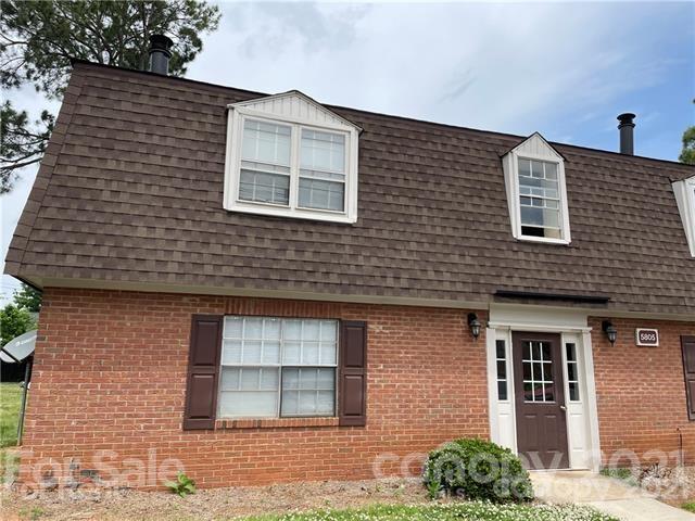 Property image 1 at 5805 Hunting Ridge Lane, Charlotte, NC 28212