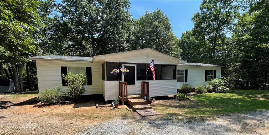 Property image 1 at 5010 Sierra Drive, Maiden, NC 28650